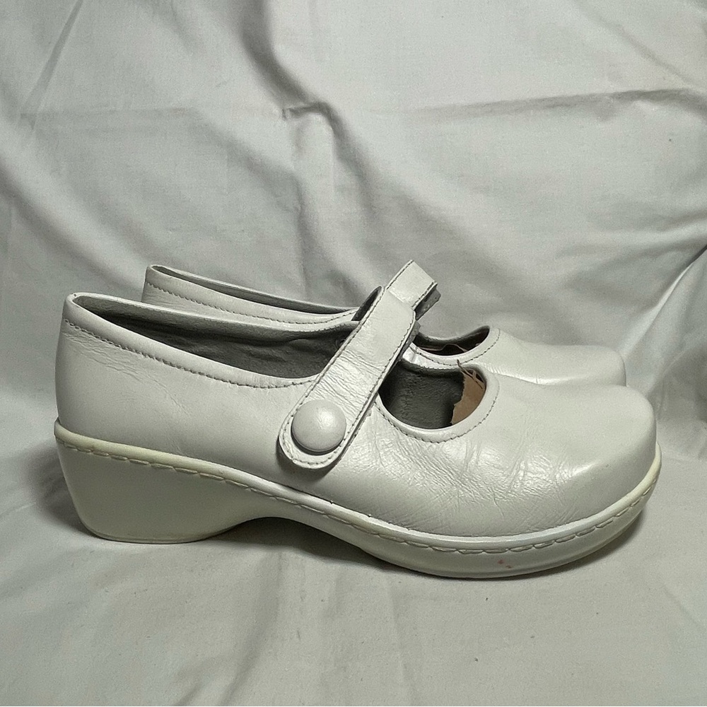 Klogs White Ashley Mary Jane Nursing Shoes 10